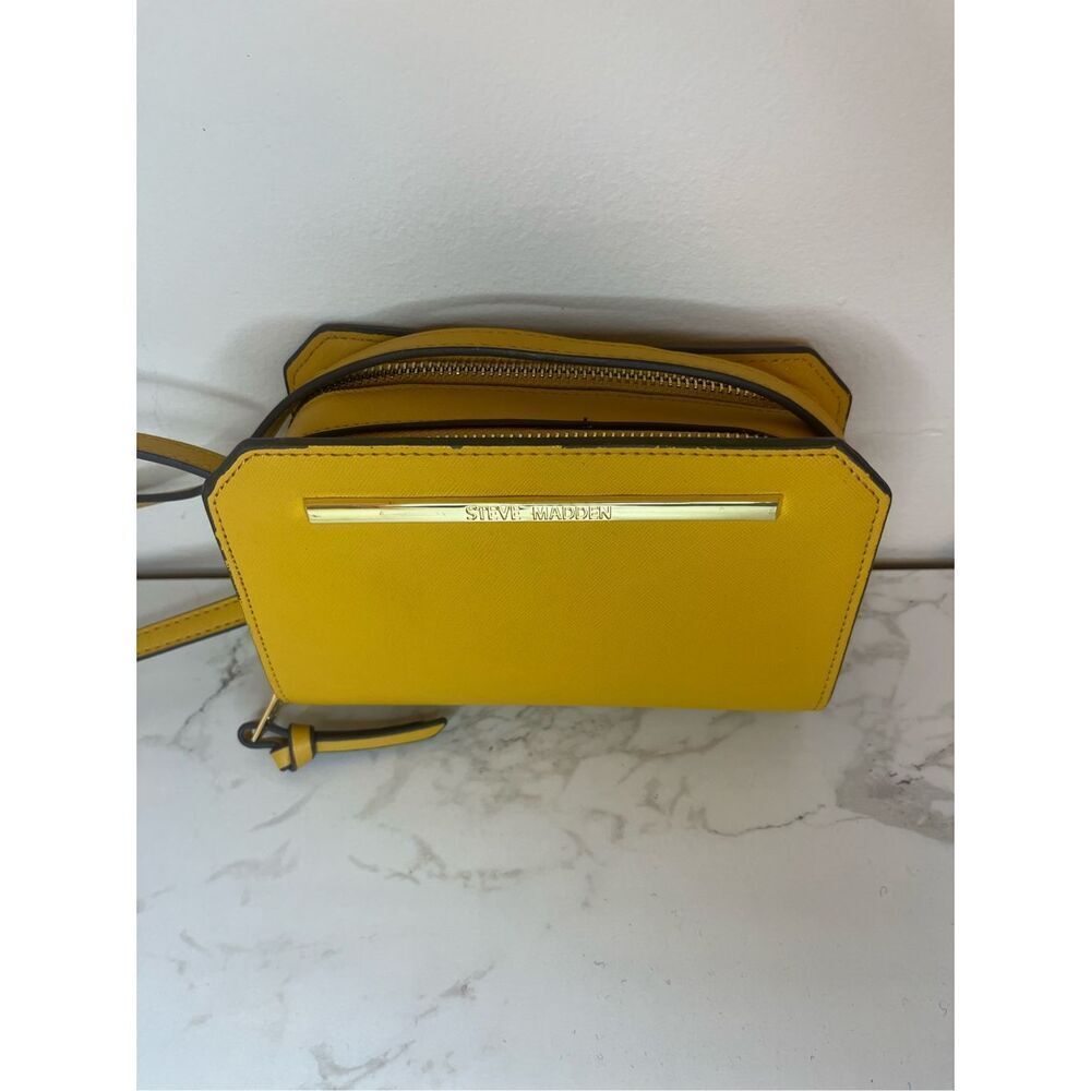 Steven Madden Yellow Crossbody Purse - Picture 3 of 10